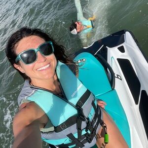 Meet your Posher, Alexandria